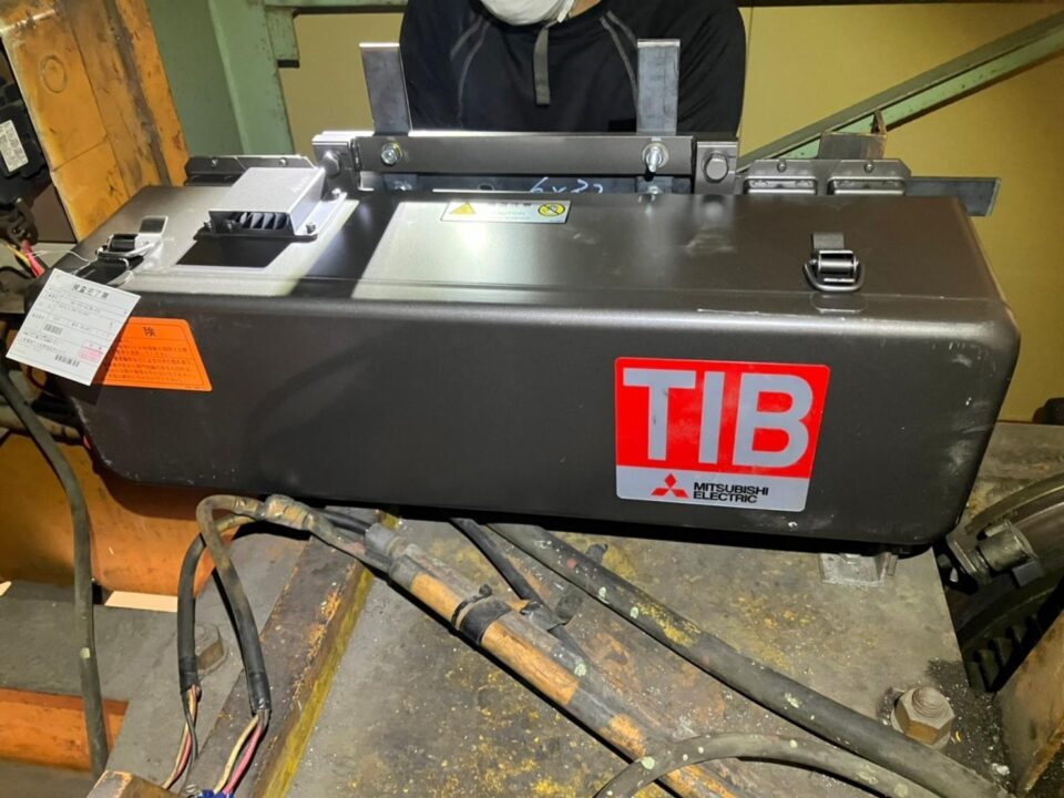 走行インバータ